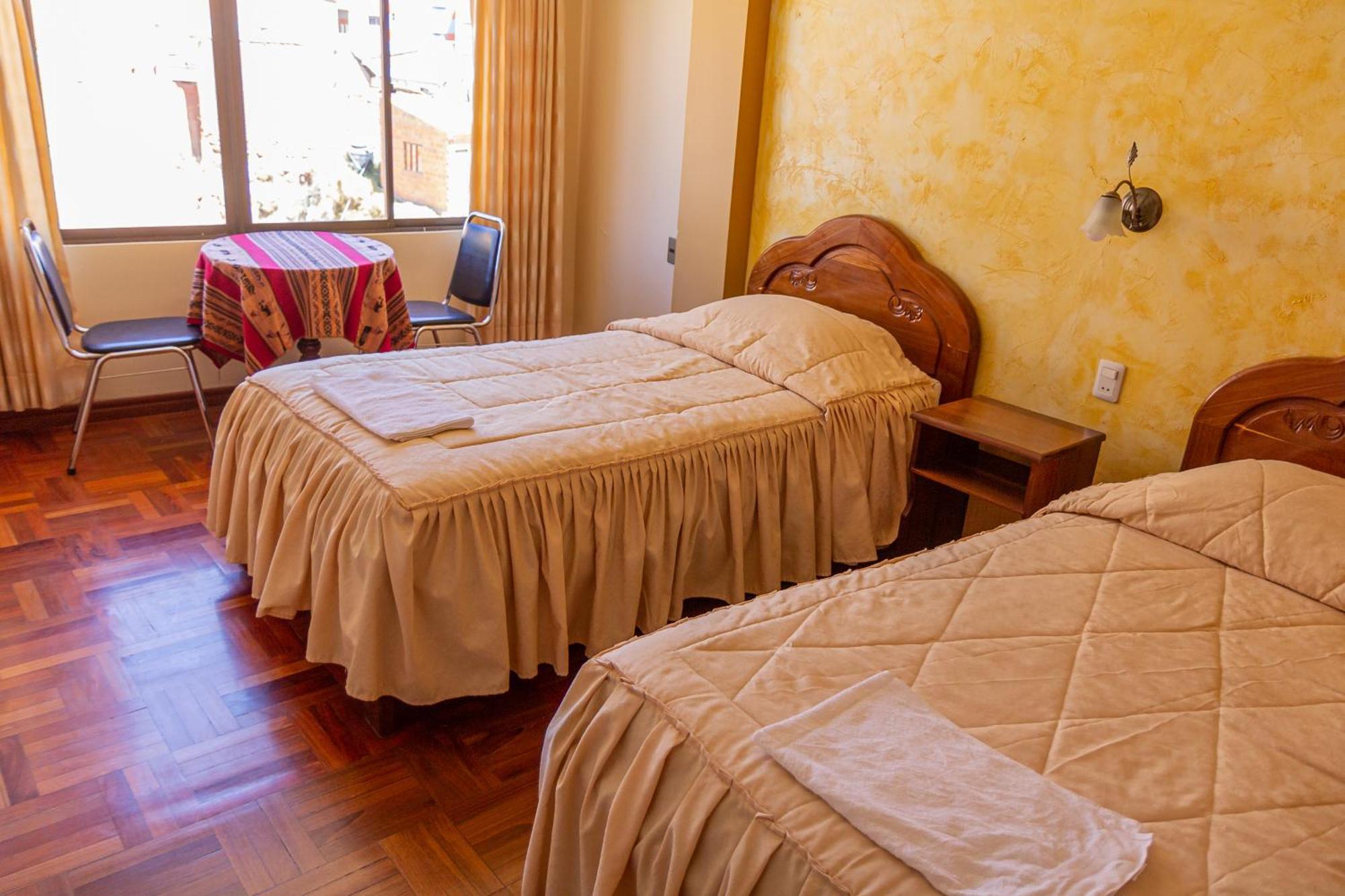 Hostal Sonia โกปากาบานา ภายนอก รูปภาพ